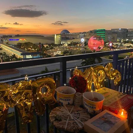Azenith Staycation At Sea Residences Moa Πασάι Εξωτερικό φωτογραφία