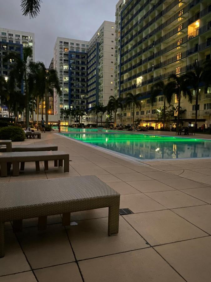 Azenith Staycation At Sea Residences Moa Πασάι Εξωτερικό φωτογραφία